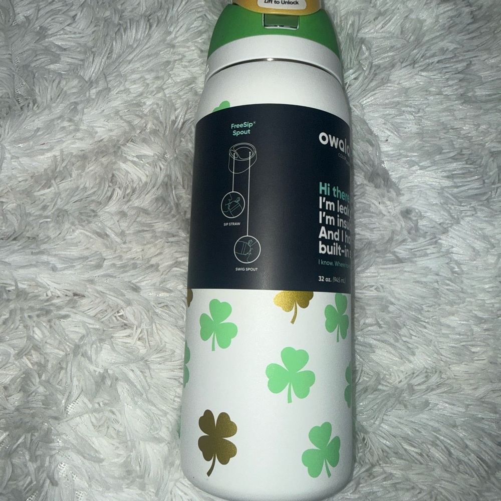 OWALA 32 oz Clover